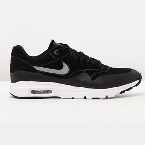 Women’s Nike Air Max 1 Ultra Moire Black Size 6